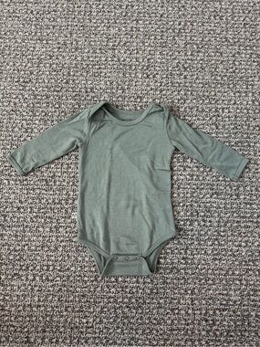 Woolino Soft Green Merino Wool Baby Bodysuit